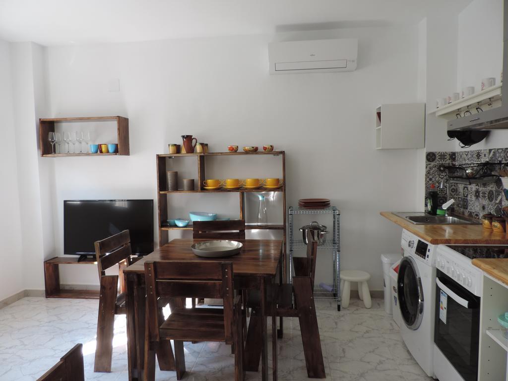 Apartamento Barbancho Casar De Caceres Ngoại thất bức ảnh
